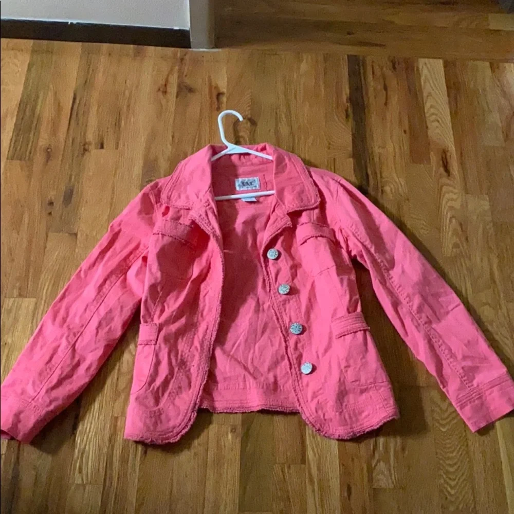 Pink button front jacket size Large - Picture 2 of 8